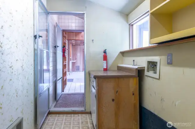 2nd room with laundry hook ups