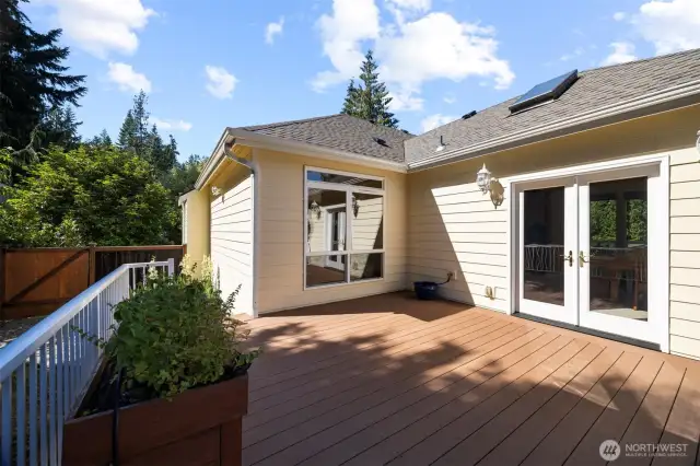 Spacious and private deck off the dining room
