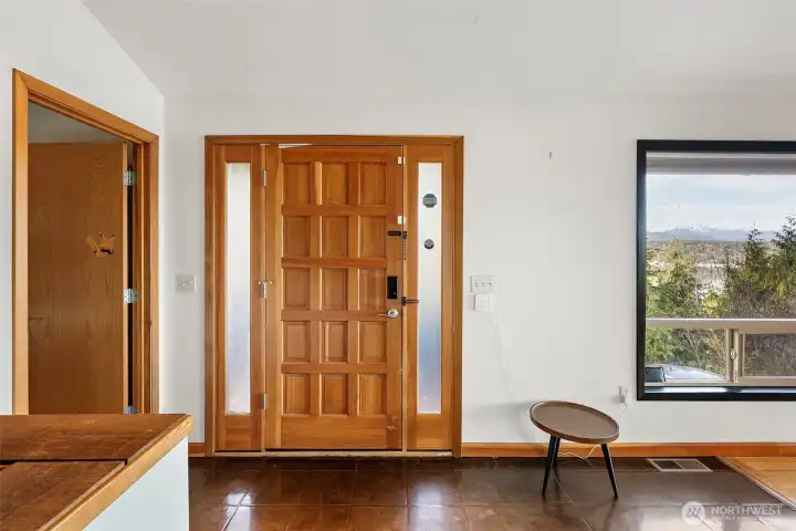 Entry - 2 bedroom access to the left