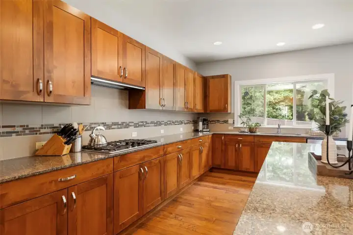 The perfect match of form and function. Loving the natural gas cooktop!