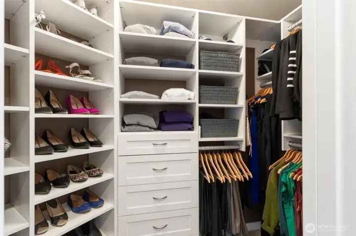 Incredible California Closet system in the walk in closet. Adjustable to your needs!