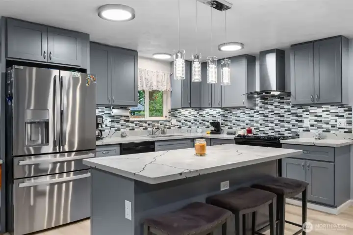 Updated kitchen with quartz countertops