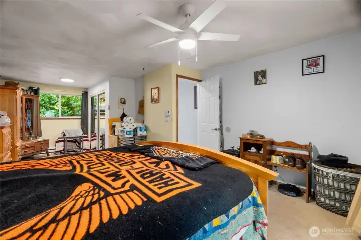 Large primary bedroom