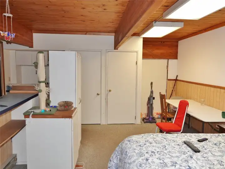 Upstairs Bedroom. Upstairs Bedroom.