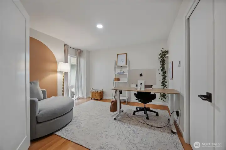 2nd bedroom, currently used as an office
