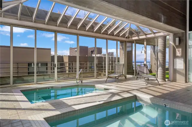 5th Floor Hot Tub