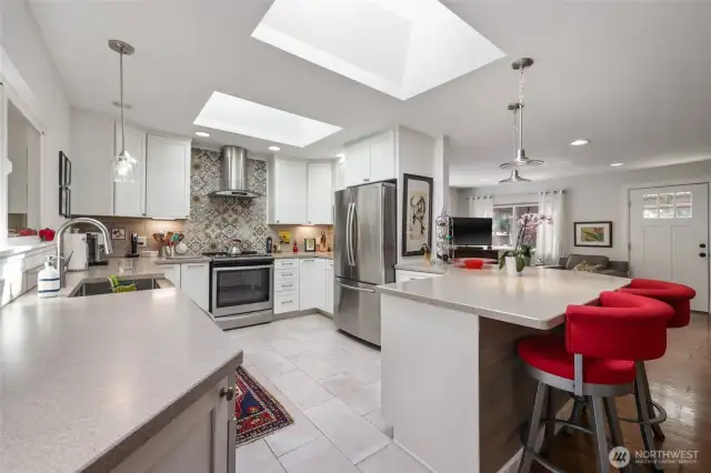 Fully updated kitchen with bar seating!