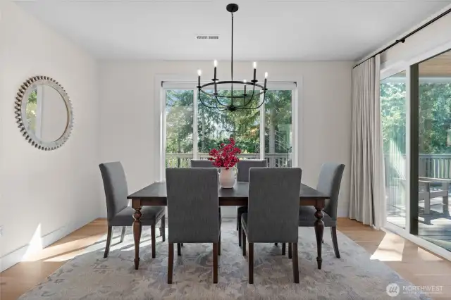 Lovely dining area overlooking tranquil green space