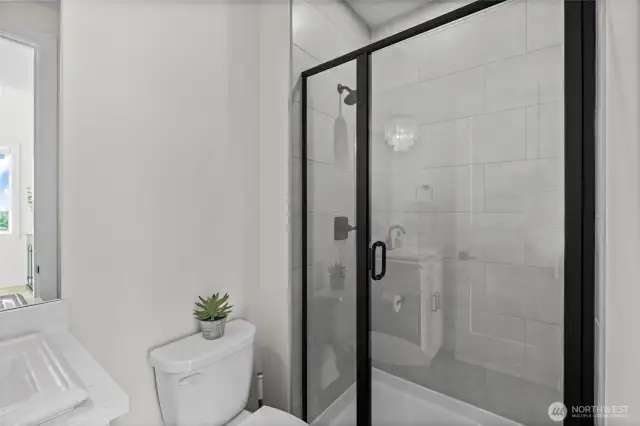 Main floor 3/4 bath