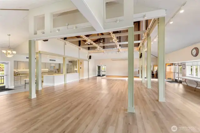 Beach Club Amenities - Banquet Room w/ full kitchen