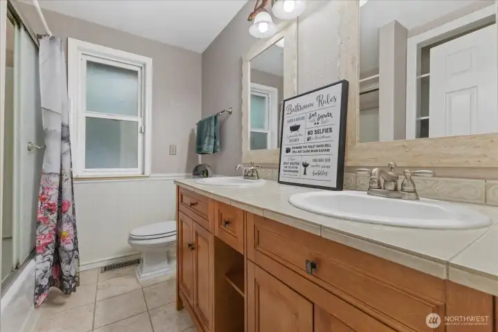 Full bath down the hall and close to 2 of the 5 bedrooms