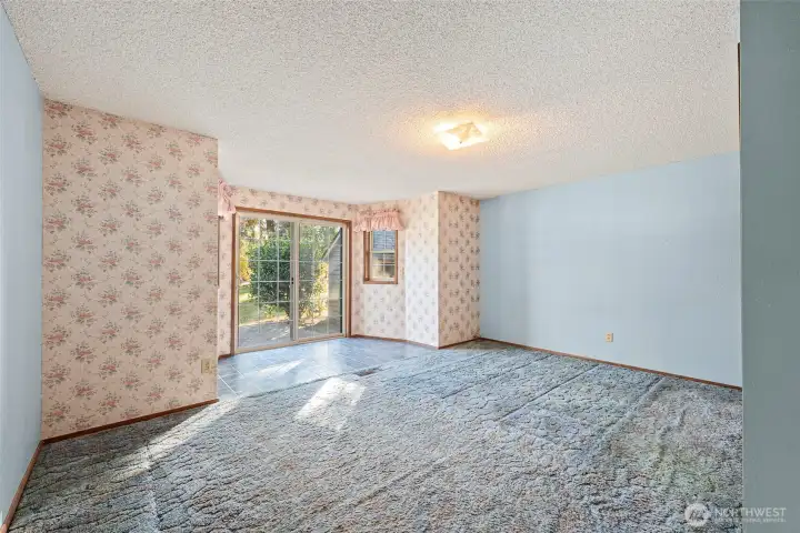 Primary bed
