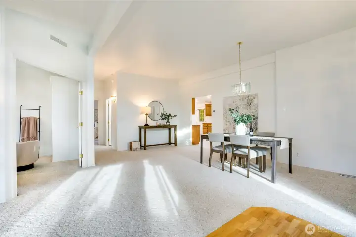 Notice the natural light shining in. We're heading to the bedrooms