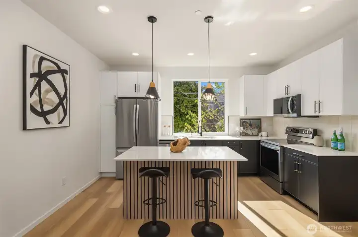 *Photos are of 8513A which features a similar floor plan