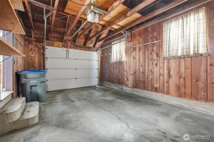 Attached 1 car garage