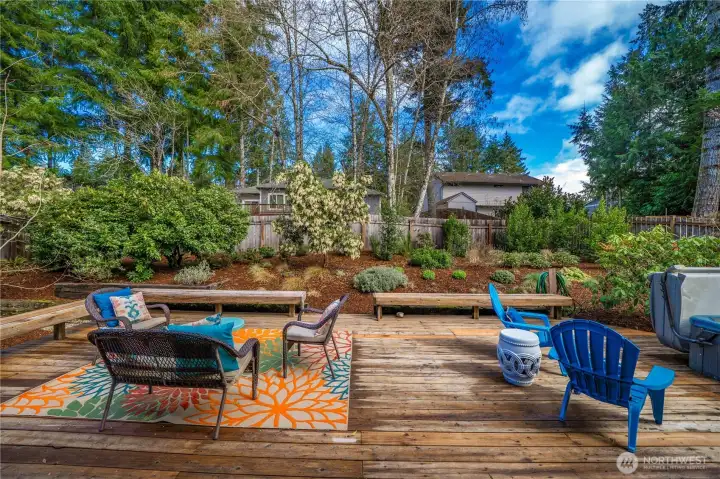 Large deck is great for relaxing and entertaining in your backyard oasis!