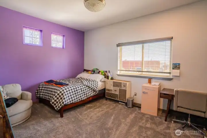 2nd primary bedroom