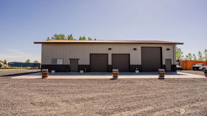 50x75 Metal Shop with 1800SQFT ADU 50x75 Metal Shop with 1800SQFT ADU