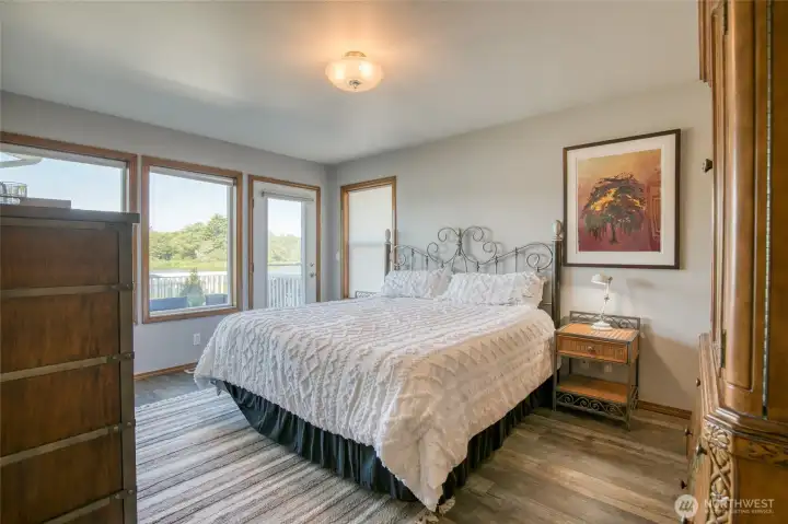Private owner's suite is separated from guest rooms for ultimate privacy