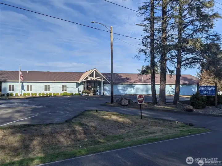 Home is part of the Ocean Shores Community Club. The community center offers an indoor pool, work out spaces, gym, cafe and SO much more.