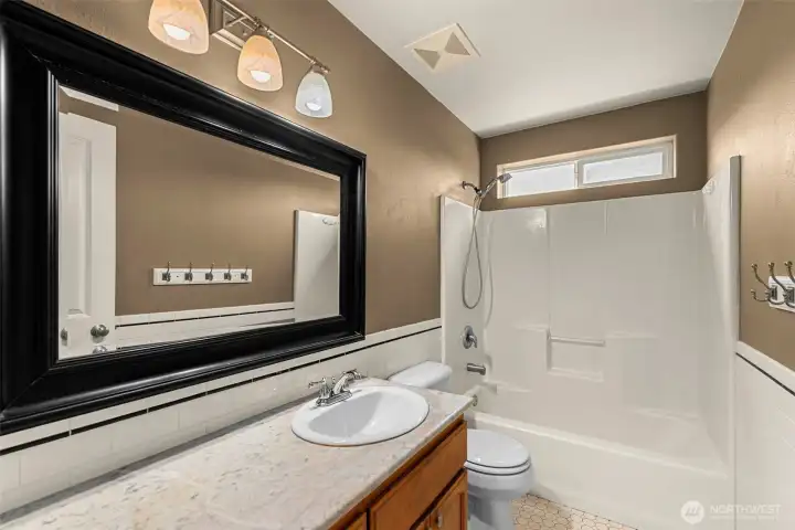 Full bath on upper level Full bath on upper level