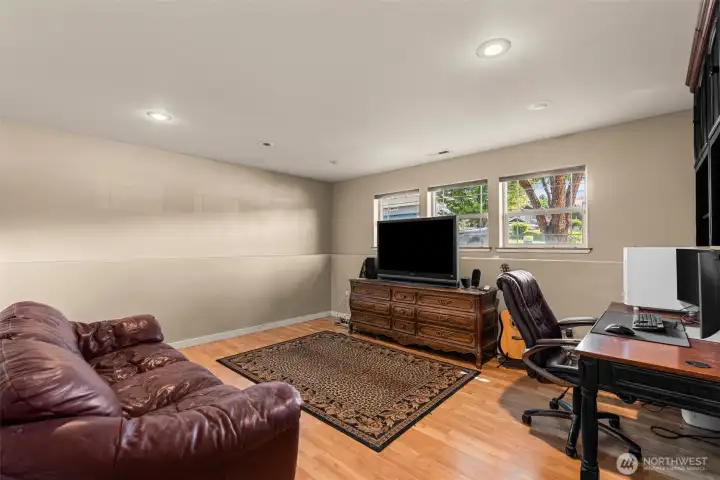 Spacious family room on lower level Spacious family room on lower level