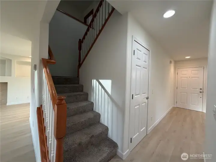 Stair to 2nd Floor Stair to 2nd Floor
