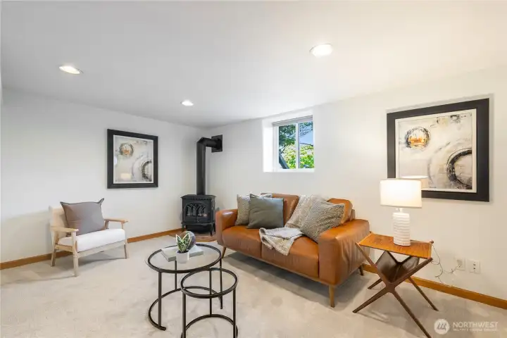 4th bedroom w/ back yard access in basement