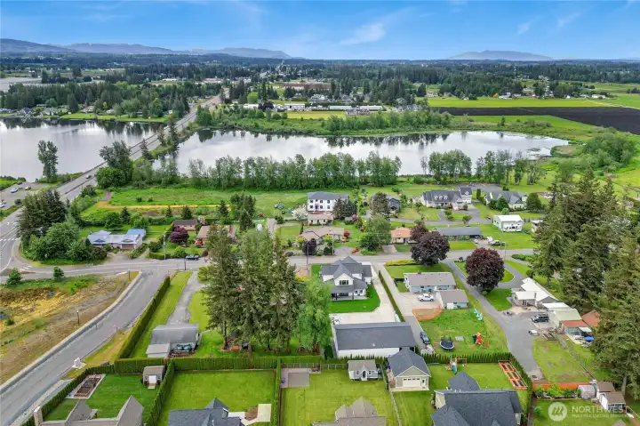 With convenient access to the Guide, you can reach Lynden or Bellingham in just minutes.