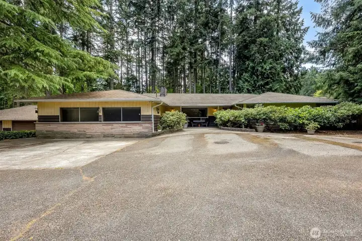 Welcome to 8115 50th Ave E.