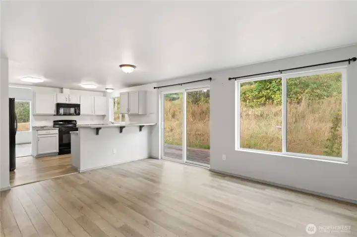 Family room to Kitchen