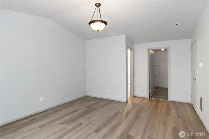 Main Floor Primary
