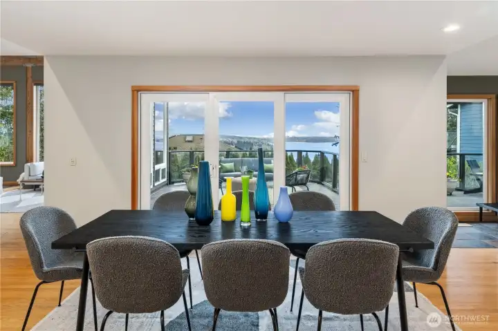 Dining room with lake views. Mt Rainier was not visible due to clouds.