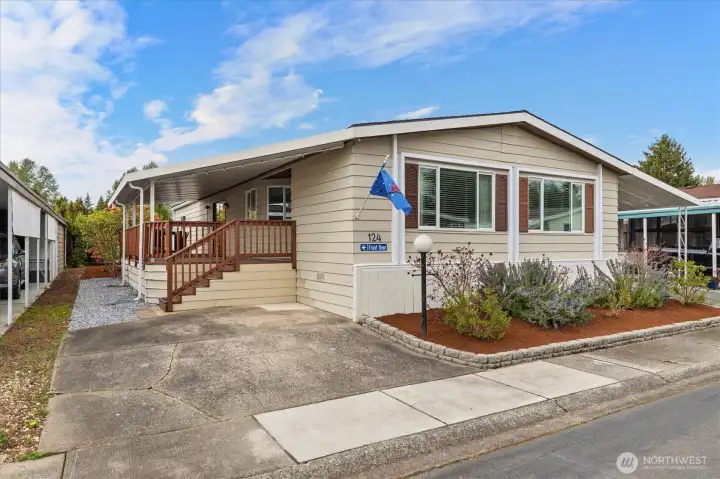 Beautiful home, inside and out!