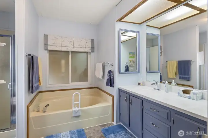 Primary private bath.  Soaking tub and separate walk in shower!