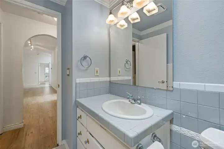 Full shared bath
