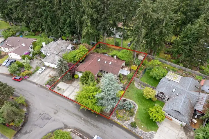 BIRDS EYE VIEW OF THE PROPERTY