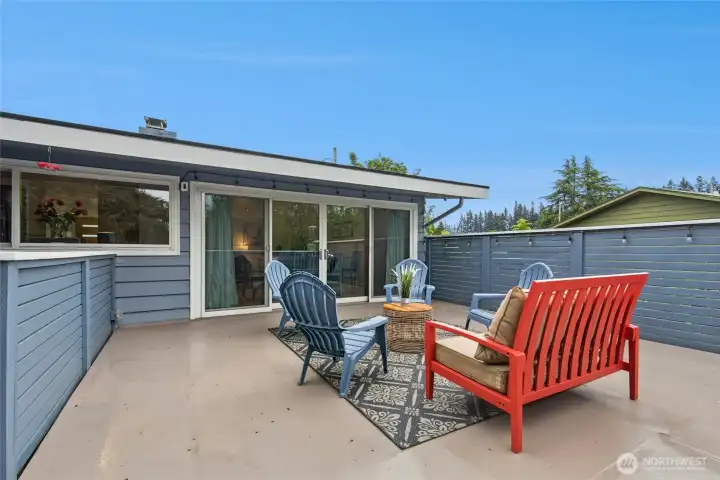 enjoy summer night bbq and hangouts with friends there is room for all