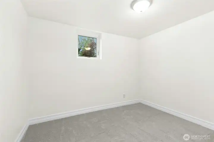 Office/den- does have a closet
