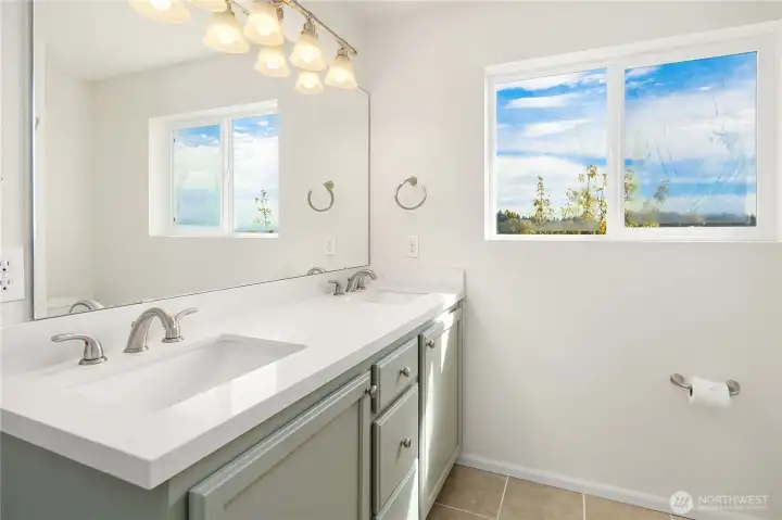 Primary bath updated with new vanity and fixtures