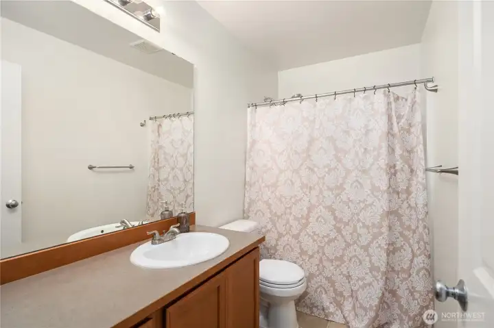 full-size bath