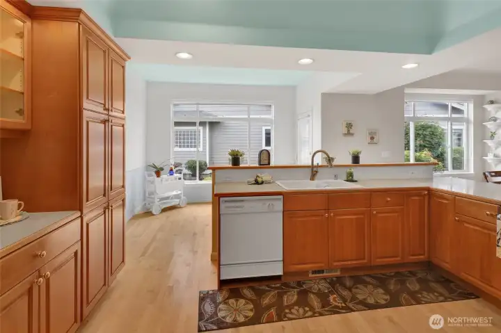 The perfect coffee bar (to the left) and large pantry. The perfect coffee bar (to the left) and large pantry.