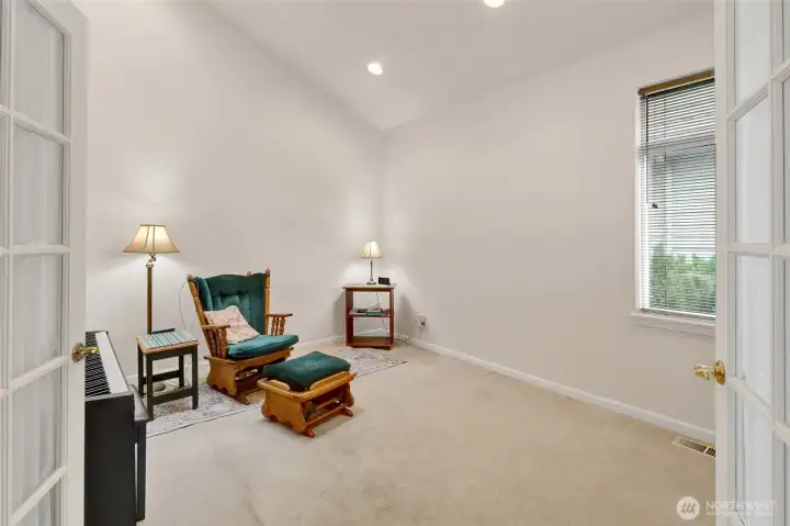 Features a spacious layout with vaulted ceilings. Features a spacious layout with vaulted ceilings.