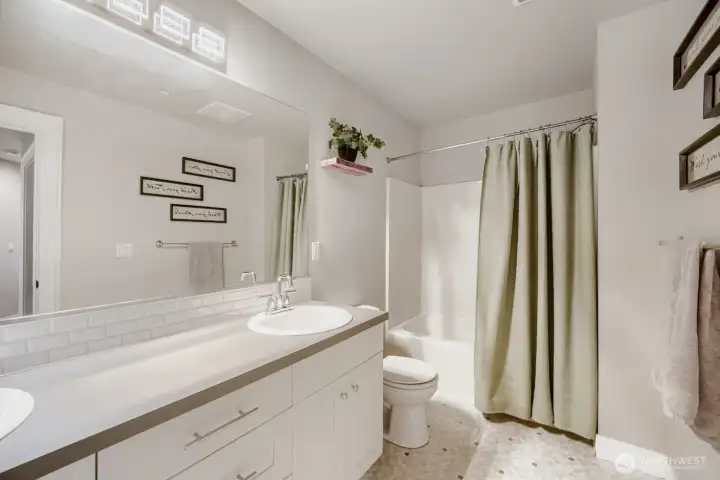 Other side of the bathroom. Other side of the bathroom.