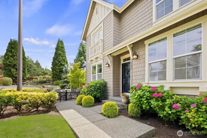 Home entrance with secluded sitting area Home entrance with secluded sitting area