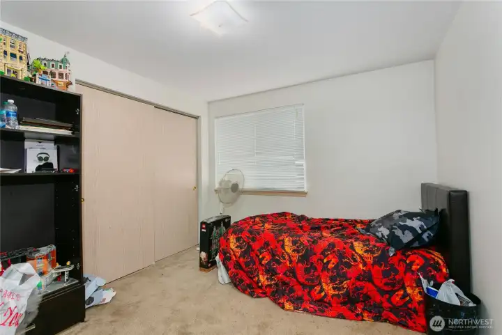Unit 12702 Unit 12702