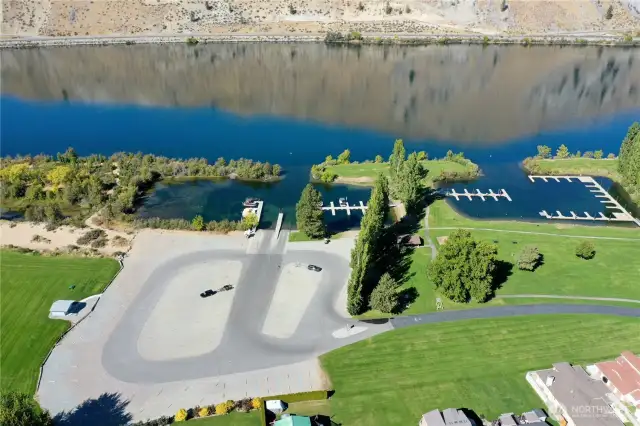 2 Boat Launches