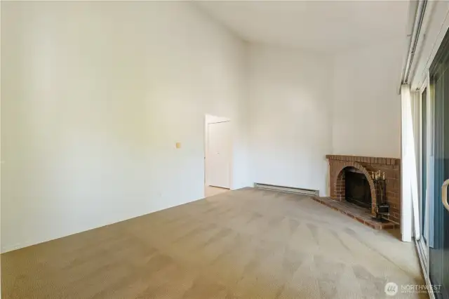 Living room angle towards entry