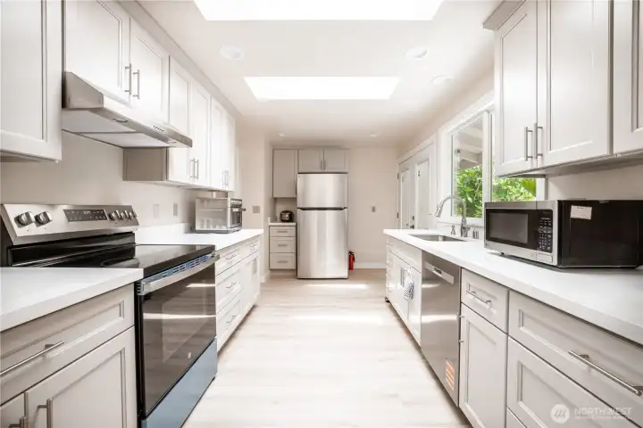 Kitchen with new applicances