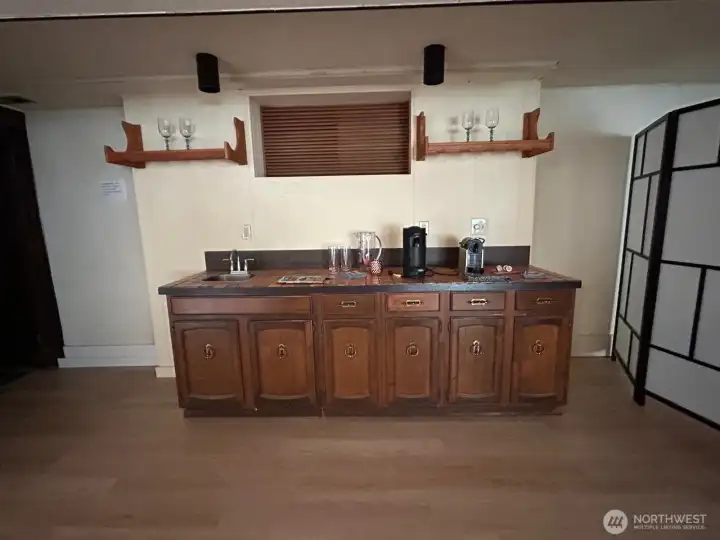 Downstairs - wet bar